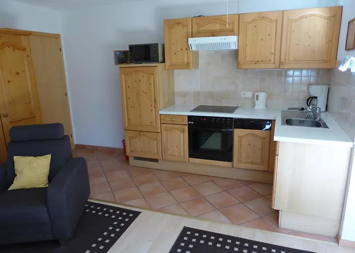 Haus Suedblick Апартаменти Зефельд-ін-Тіроль