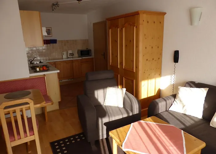 苏德布里克公寓 公寓 *